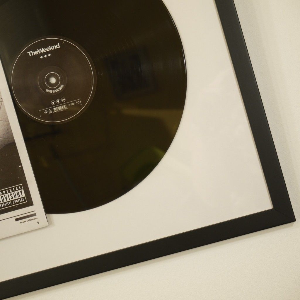 Faire encadrer un disque un CD un vinyle