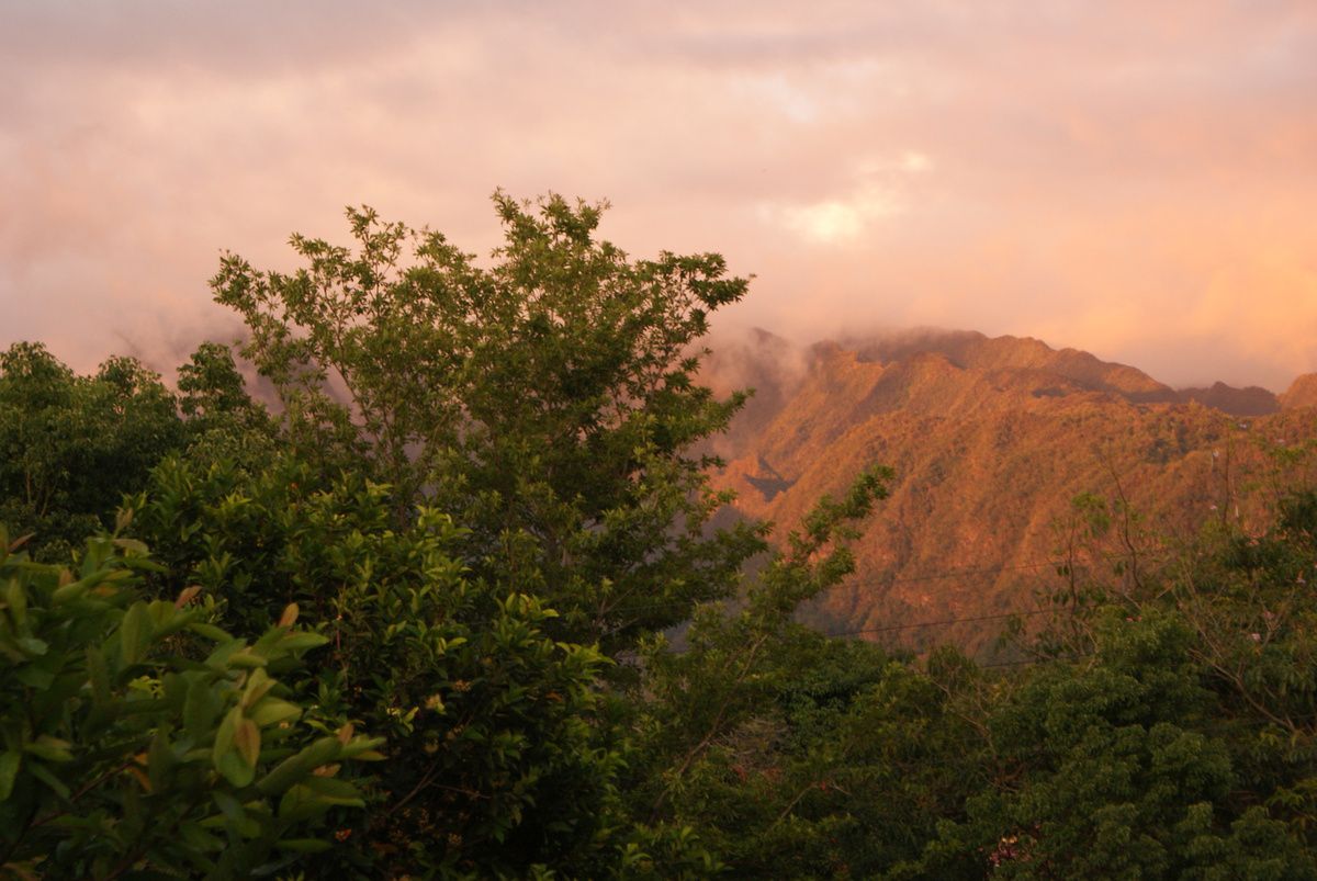 RANDOTRAIL " ENTREDEUXBELOUVEHELLBOURGPITON DES NEIGES