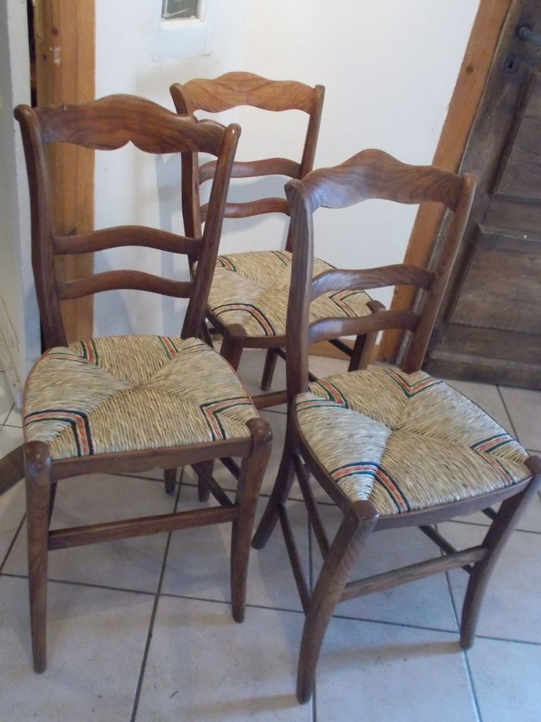 Chaises paillées