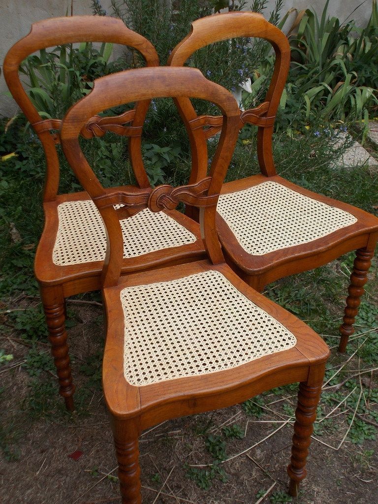 Chaises cannées