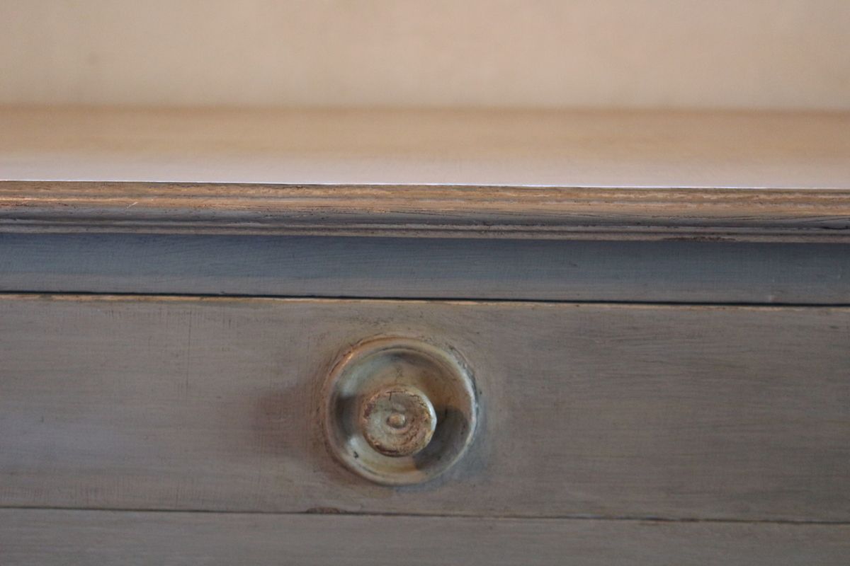 cire teintée pour patiner meuble
