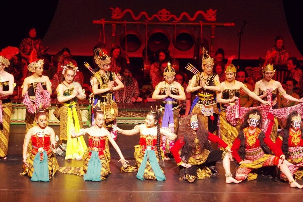 Ballet classique javanais au Théâtre Koltès à Nanterre