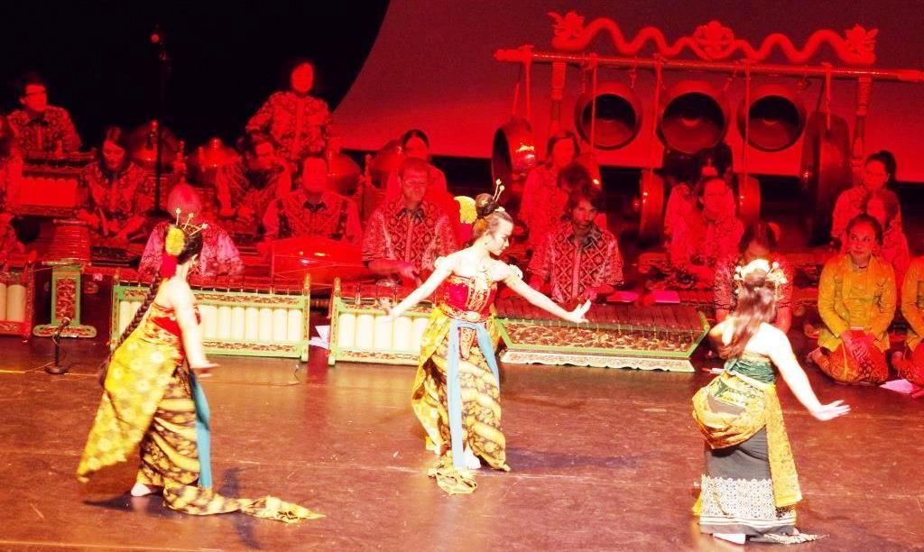 Ballet classique javanais au Théâtre Koltès à Nanterre