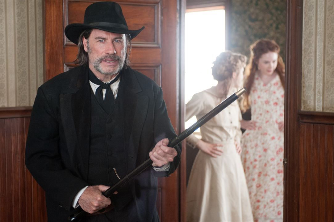 In_a_valley_of_violence_Travolta