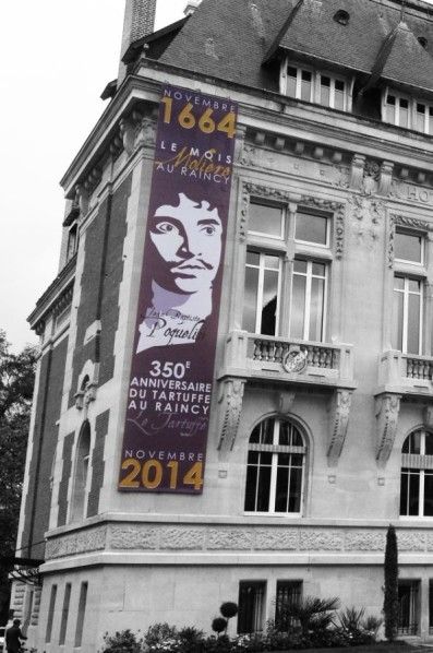 kakemono-de-grand-format-habillage-de-la-mairie-Le-Raincy