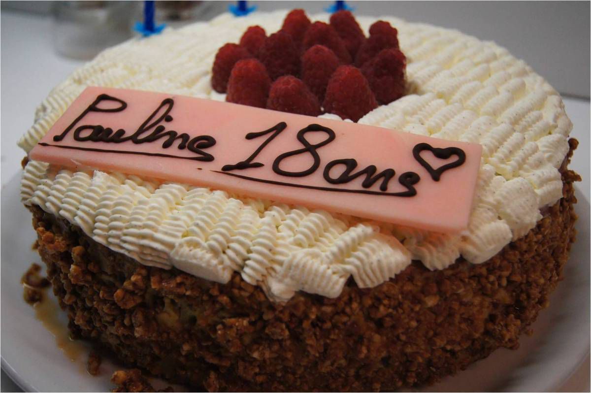 Gâteau d'anniversaire de Pauline