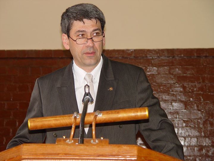 Eric Kayayan, Pasteur Protestant Réformé