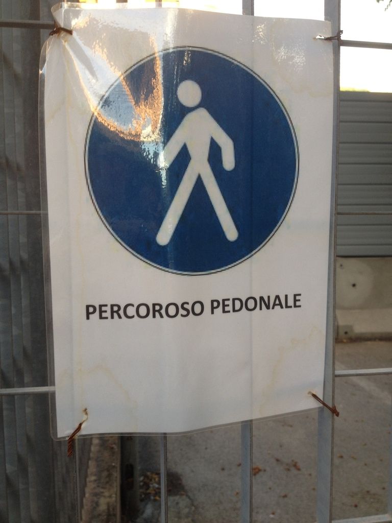 percoroso pedeonale in Viale Lazio (Palermo