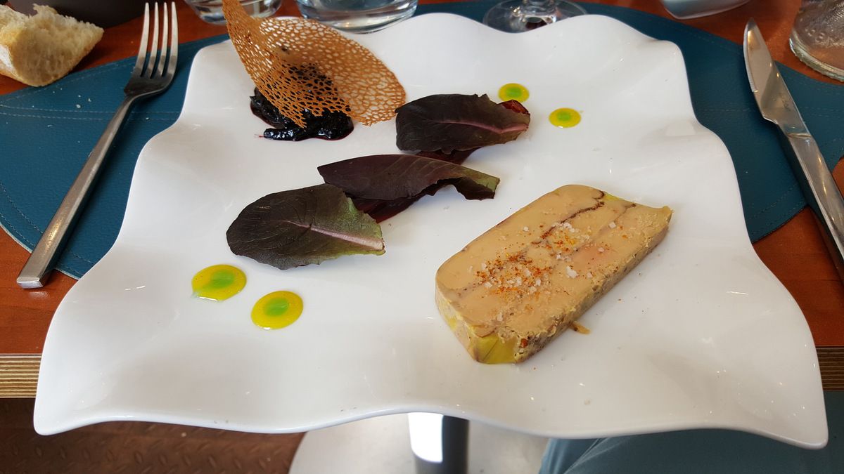 Terrine de foie gras et son chutney de Framboise