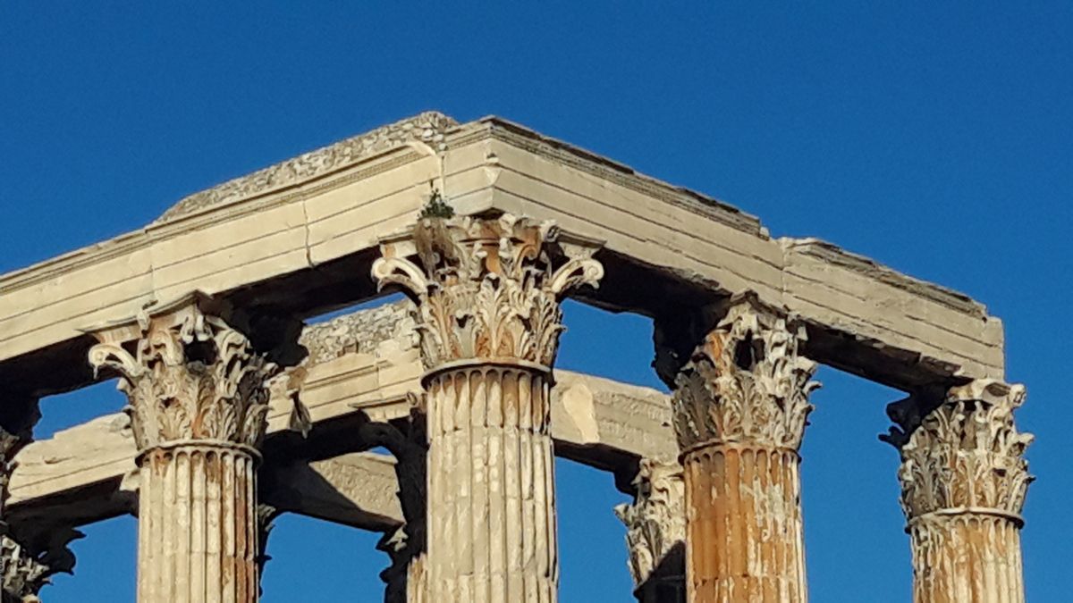 Acropole vue du Temple de Zeus, frise du Temple