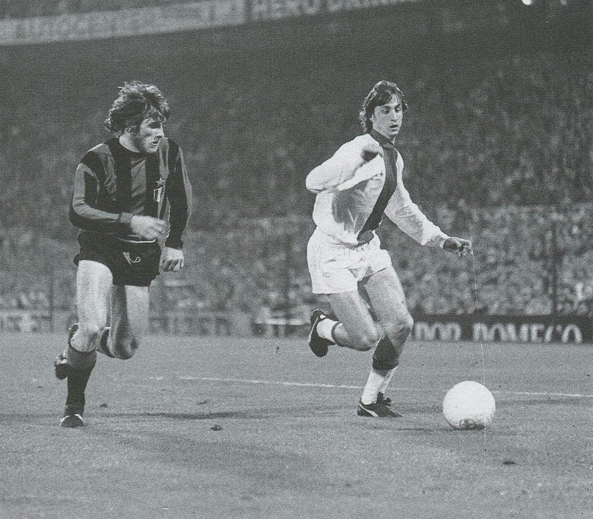 Finale avec l'Ajax d'Amsterdam, remportée en 1972, de la Coupe d'Europe des Champions face à l'Inter de Milan 2 à 0.