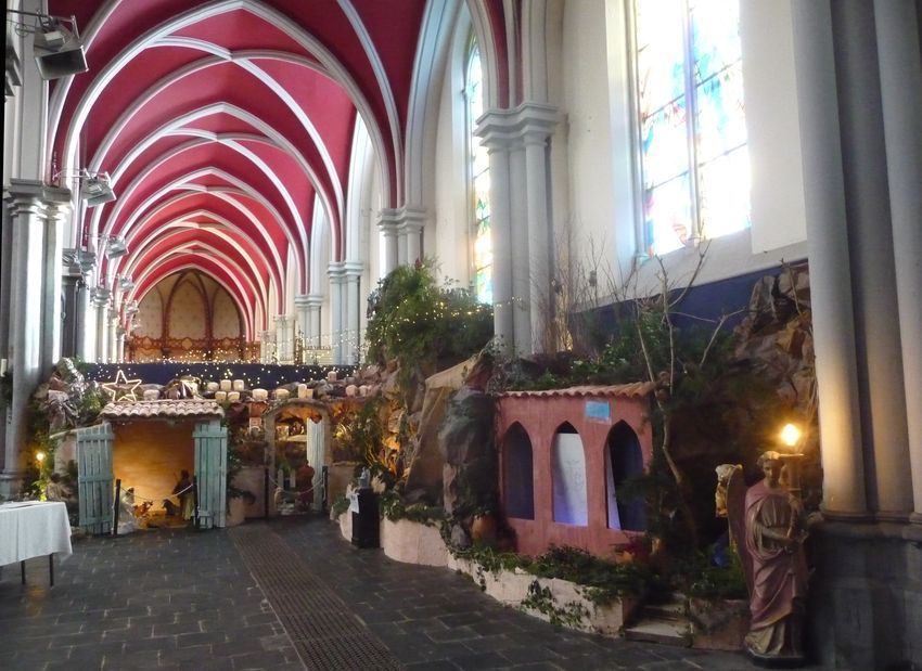 Eglise Saint Hilaire Halluin : Crèche (Décembre 2018).