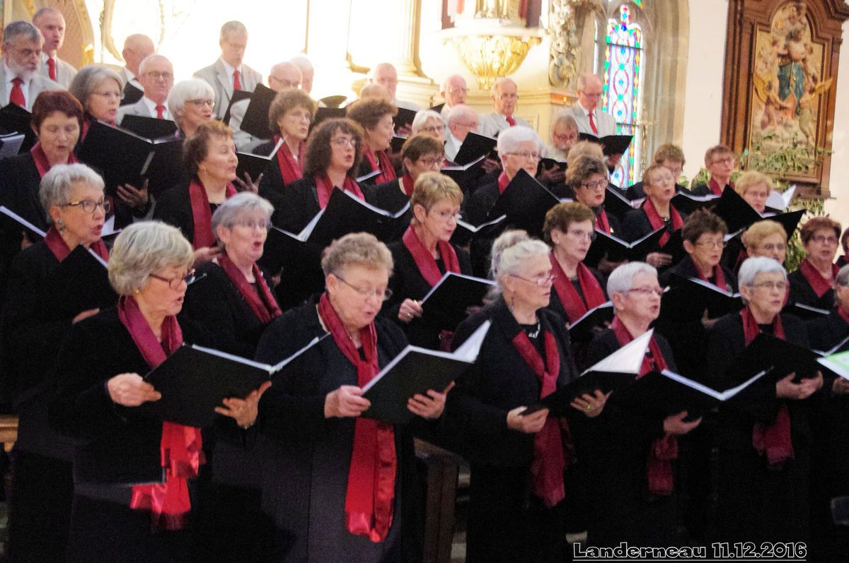 11.12.2016 concert par la Chorale de la Côte des Légendes en l'église Saint-Thomas de LANDERNEAU.