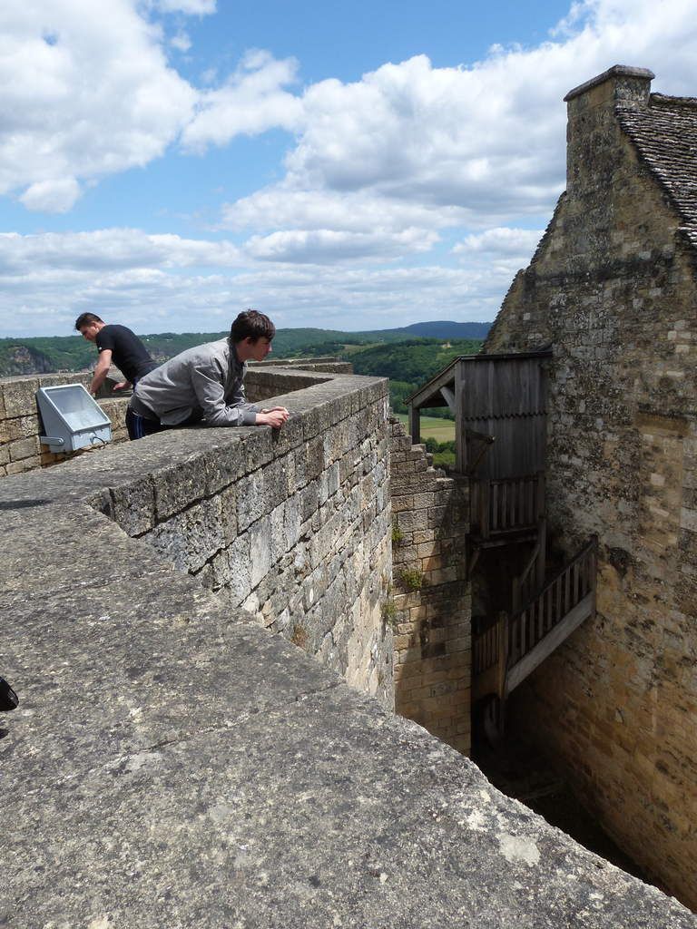 Visite du château de Castelnaud, mai 2015 : Abas, Eloïse, Hugo, Nicolas