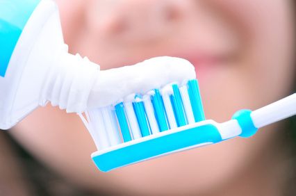 Une bonne hygiène bucco-dentaire est primordial pour éviter les caries et lutter contre la plaque dentaire.