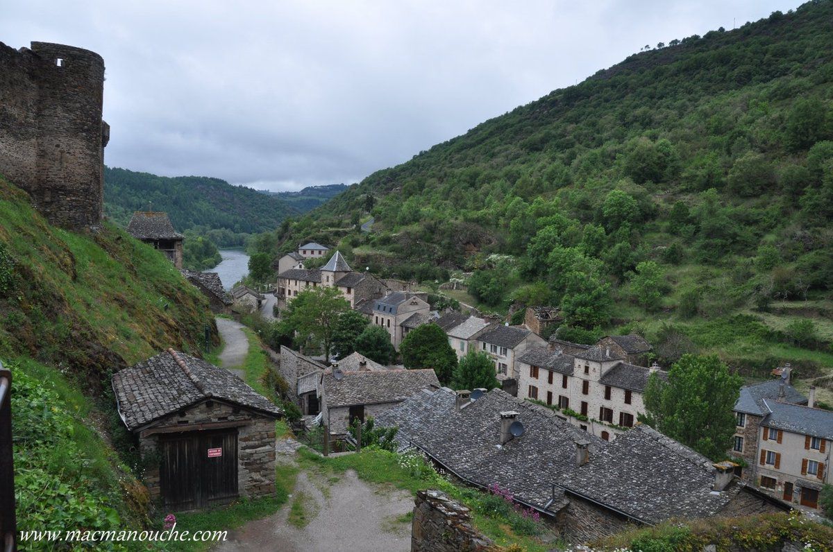 Ses maisons de caractère, elles-aussi, font de ce village médiéval un site exceptionnel.