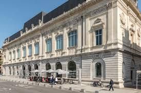 Chambery : Le musée des Beaux-Arts - Les Charmettes