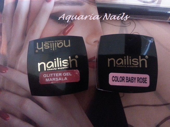 gel couleur nailish