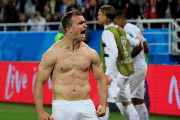 Impérial Shaqiri célébrant son but