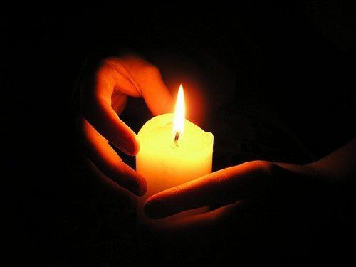 Des bougies pour la paix en Syrie" - Le blog de  paroissesaintrobertdesrivesdulot47.over-blog.com