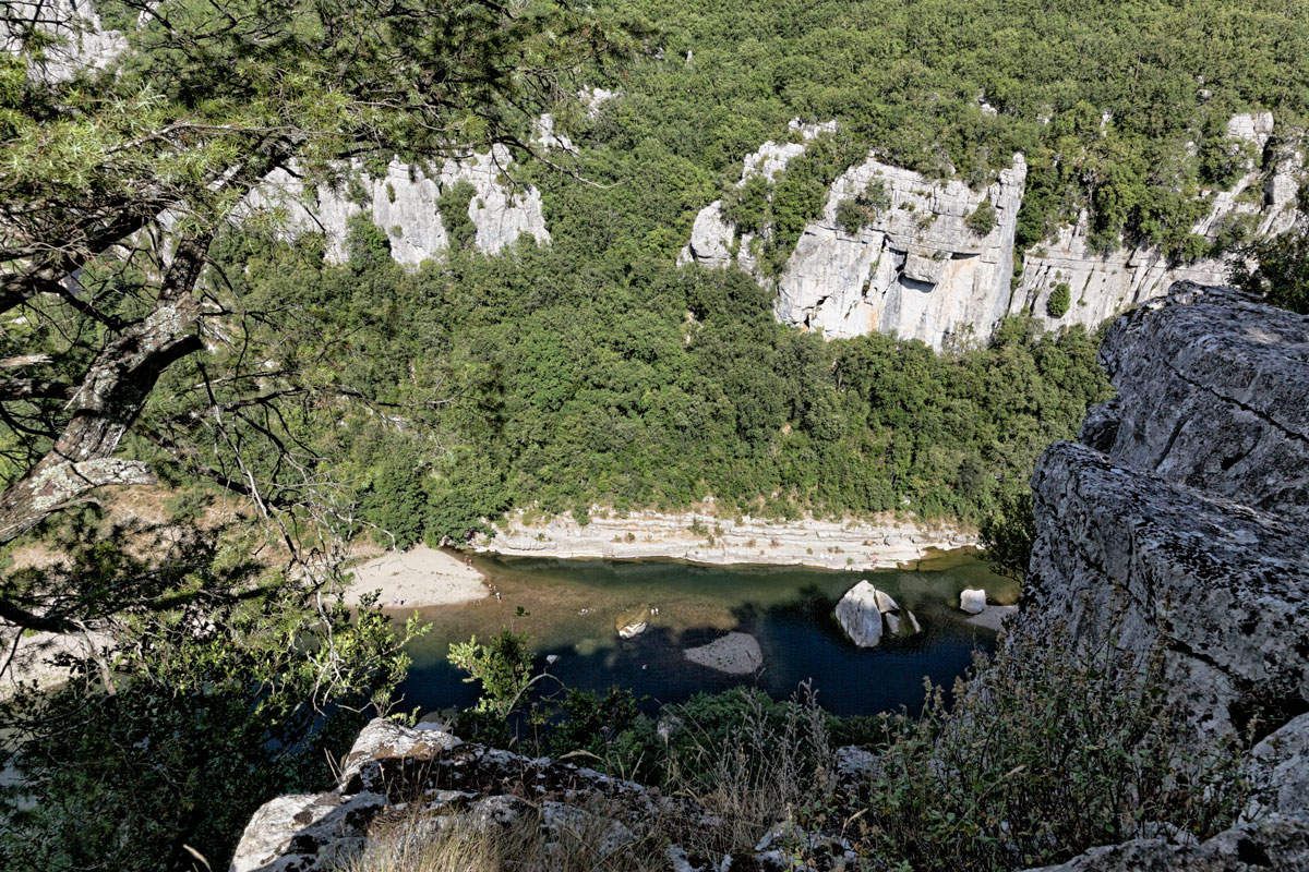 L'Ardèche - Le Bois de Païolive et les Gorges du Chassezac