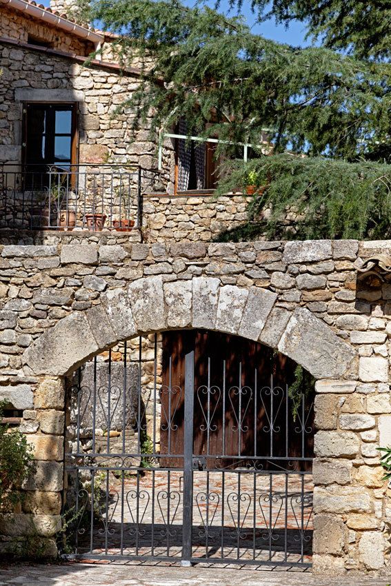 Le Gard  : La Roque-sur-Cèze