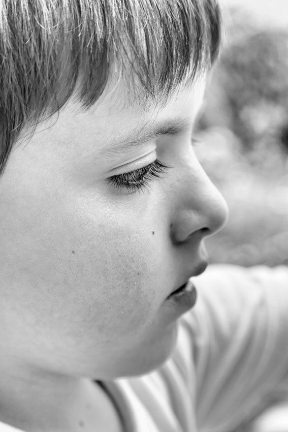 Portraits non posés en noir et blanc