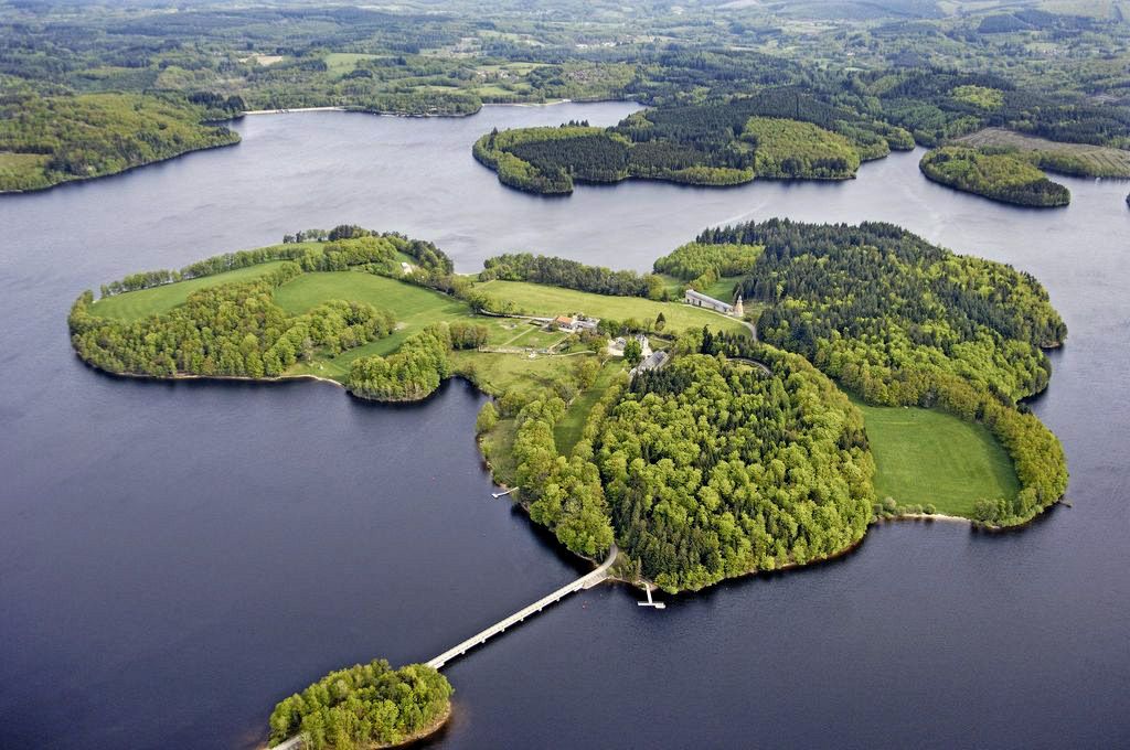 Lac de Vassivière - O.T. Creuse