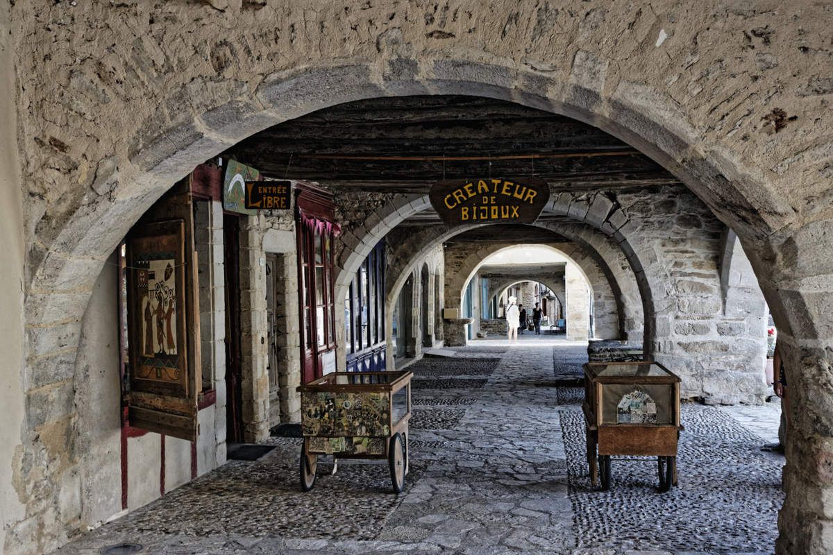 Sauveterre-de-Rouergue - 1 - Aveyron