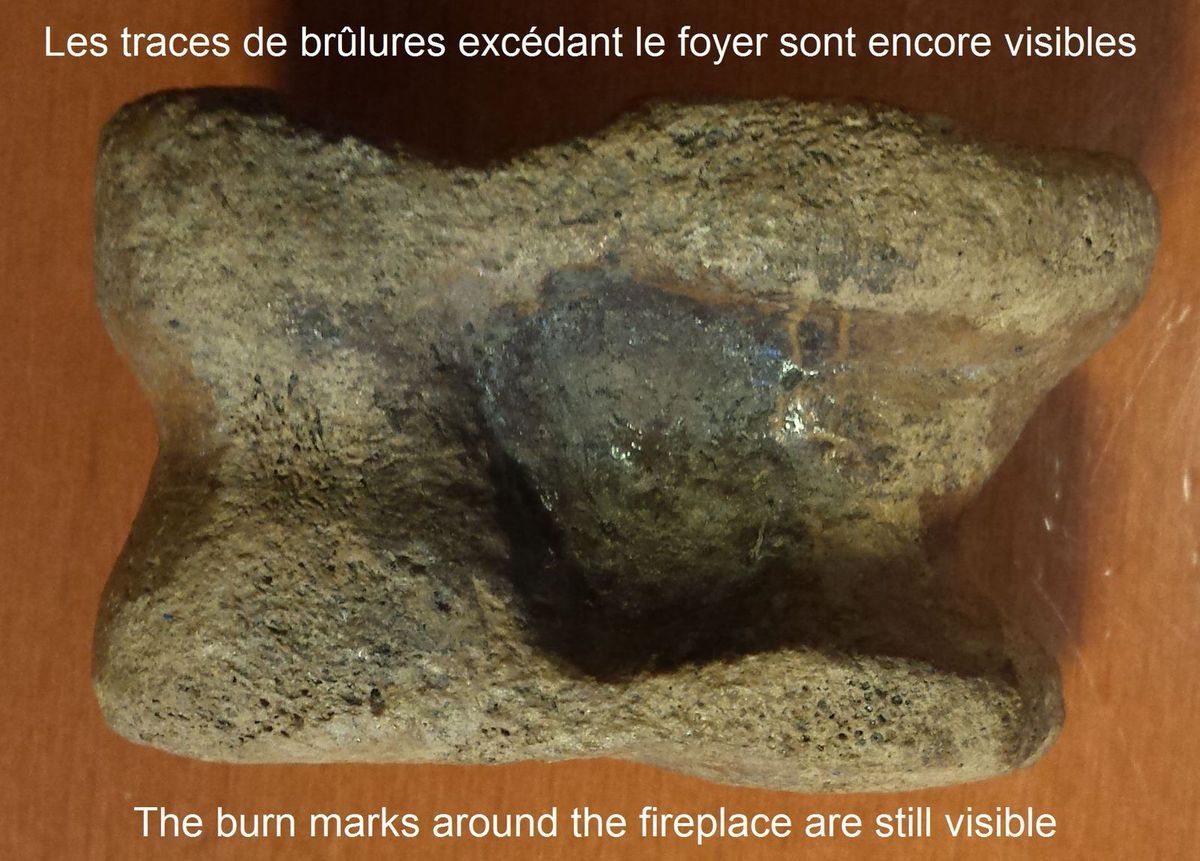 lampe paleolithique paleolithic lamp huile oil fingerprint neandertal
