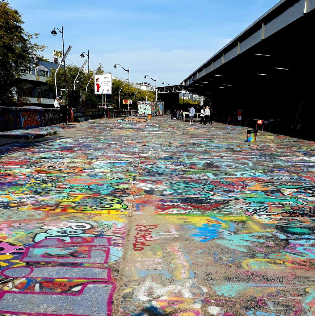l'aérosol_paris18_sanscriertart.com