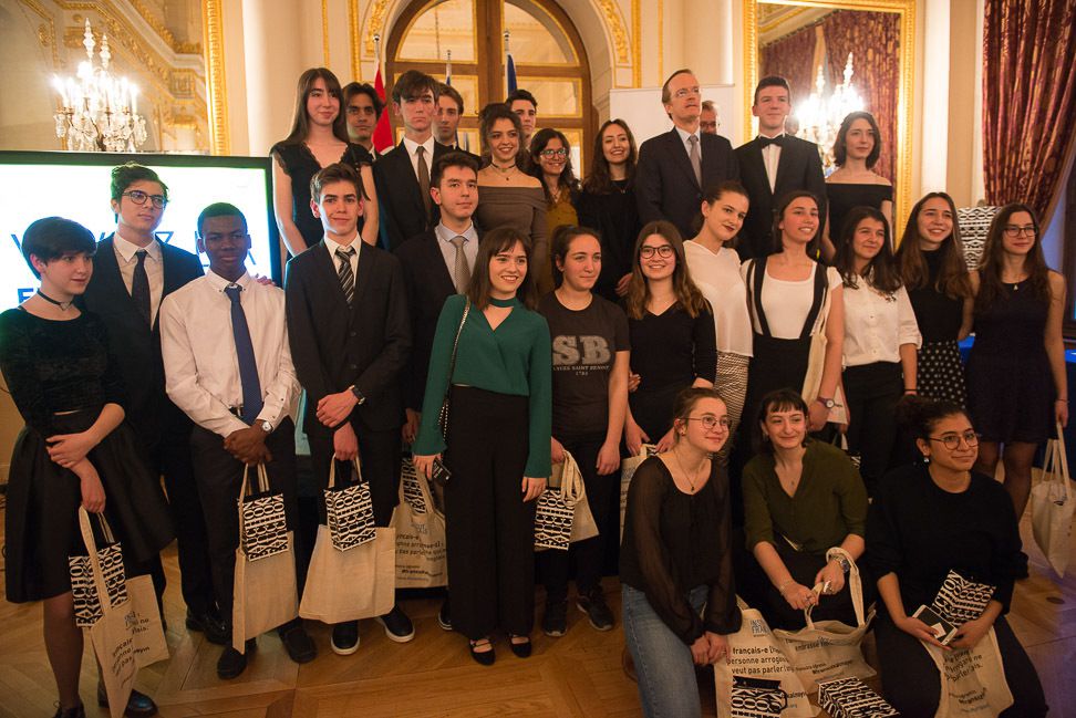 Et le gagnant du Prix littéraire des lycéens francophones de Turquie est ...