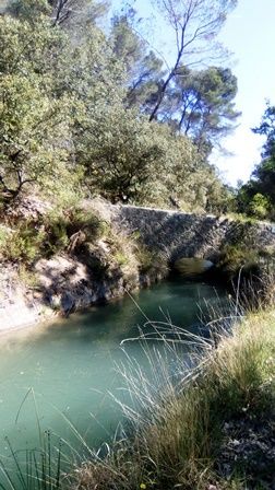 Petit canal. 