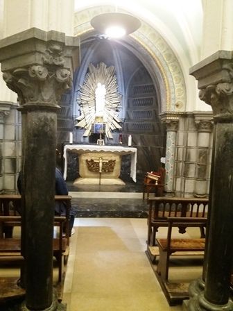 Crypte de la Basilique de l'Immaculée Conception de Lourdes. 