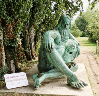 Amboise : statue insolite représentant Léonard de Vinci sur l'Ile d'Or.
