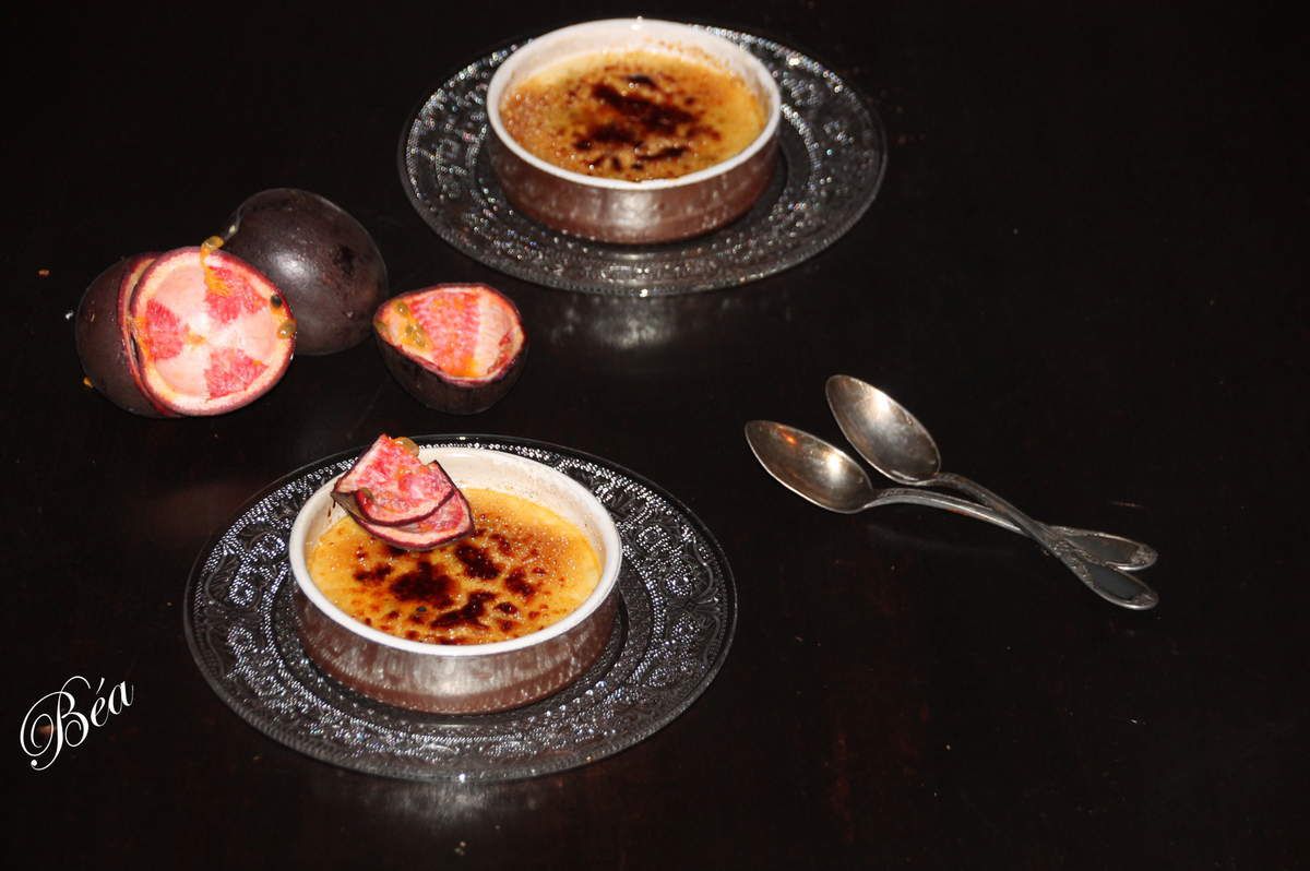 Crème brûlée au lait de coco et fruits de la passion - Recette