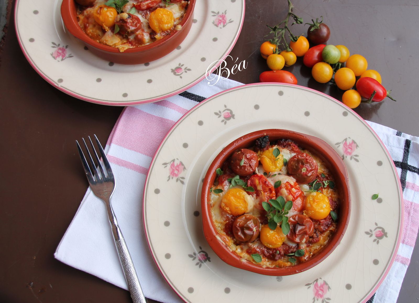 Polenta sauce bolognaise, tomates cerises et tomme de brebis