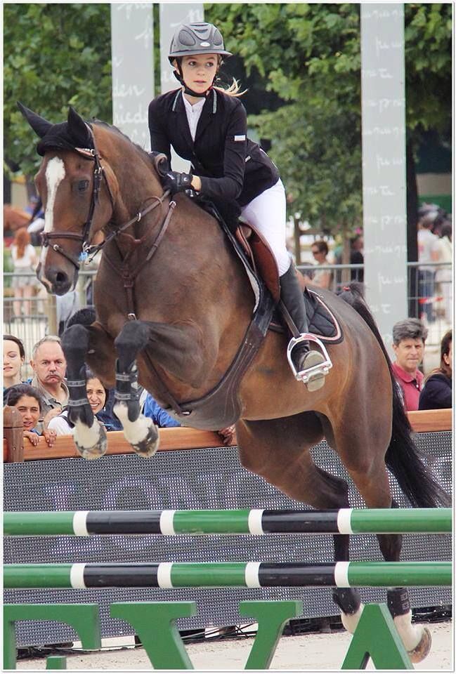 Rencontre avec Cassandra Foret, une jeune artiste aux multiples talents !