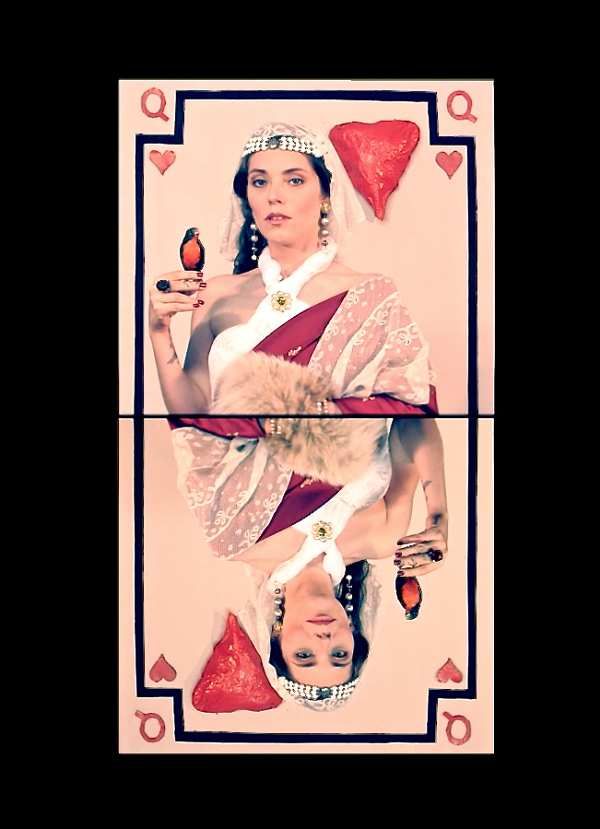 La chanteuse Emma Daumas a répondu à nos questions !