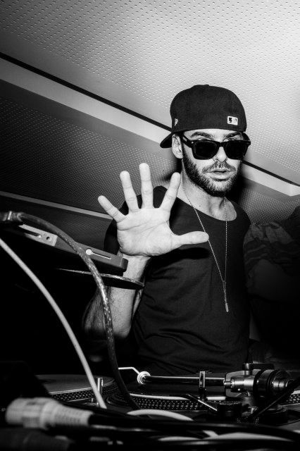 Rencontre avec Numa à l’occasion de la sortie de « Sunrise » son premier titre !