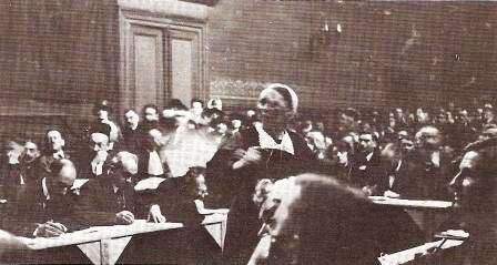 Angèle Labigou défend son maître au procès d'octobre 1924.