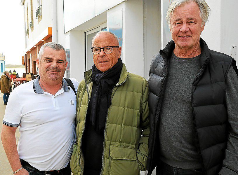 Avril 2018. Denis Seznec (à droite), avec les Étellois Thierry Sutter et Serge Le Bail.