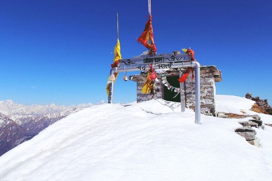Conquer the Chandrashila Summit Trek and Begin the Year on a High Note!