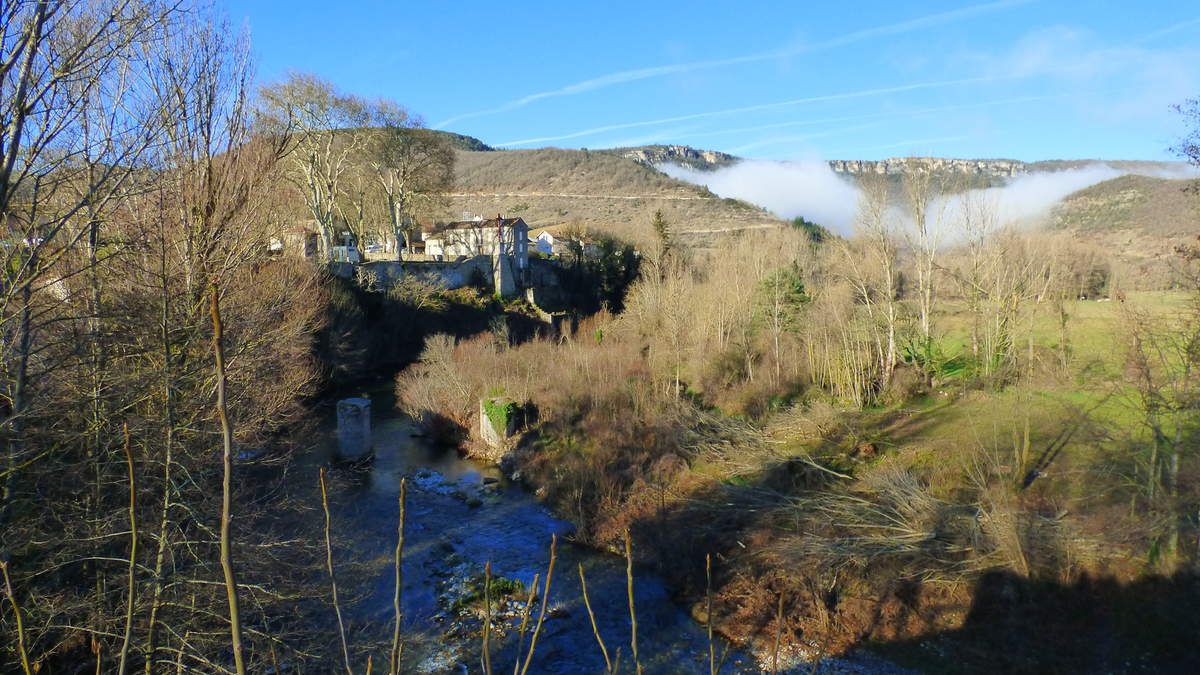 Nant dans l'Aveyron et ses &quot;chemins de l'eau&quot;.