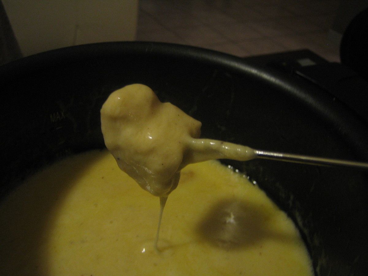 Fondue Savoyarde Aux 3 Fromages Emma Cuisine