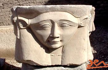 Denderah, tête d'Hathor.