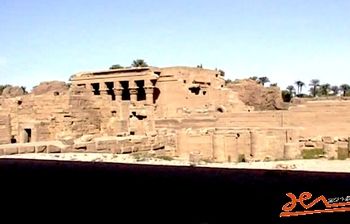 Denderah, temple d'Hathor construit sous Pépi Ier, époque ptolémaïque. 