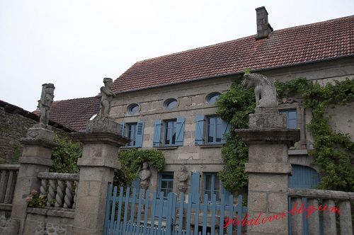 La 2ème maison du paysan-sculpteur, François Michaud.