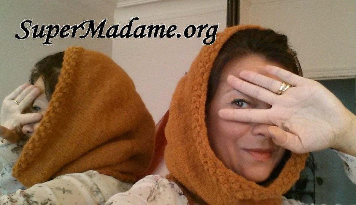  Modèle tricot gratuit : cagoule capuche avec cache-nez