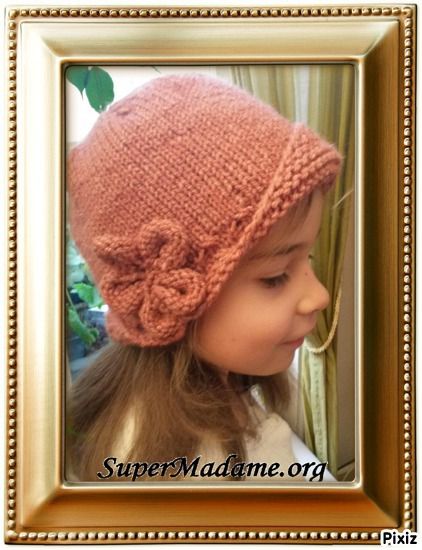 Tricot vintage : un chapeau cloche pour une petite fille - SuperMadame